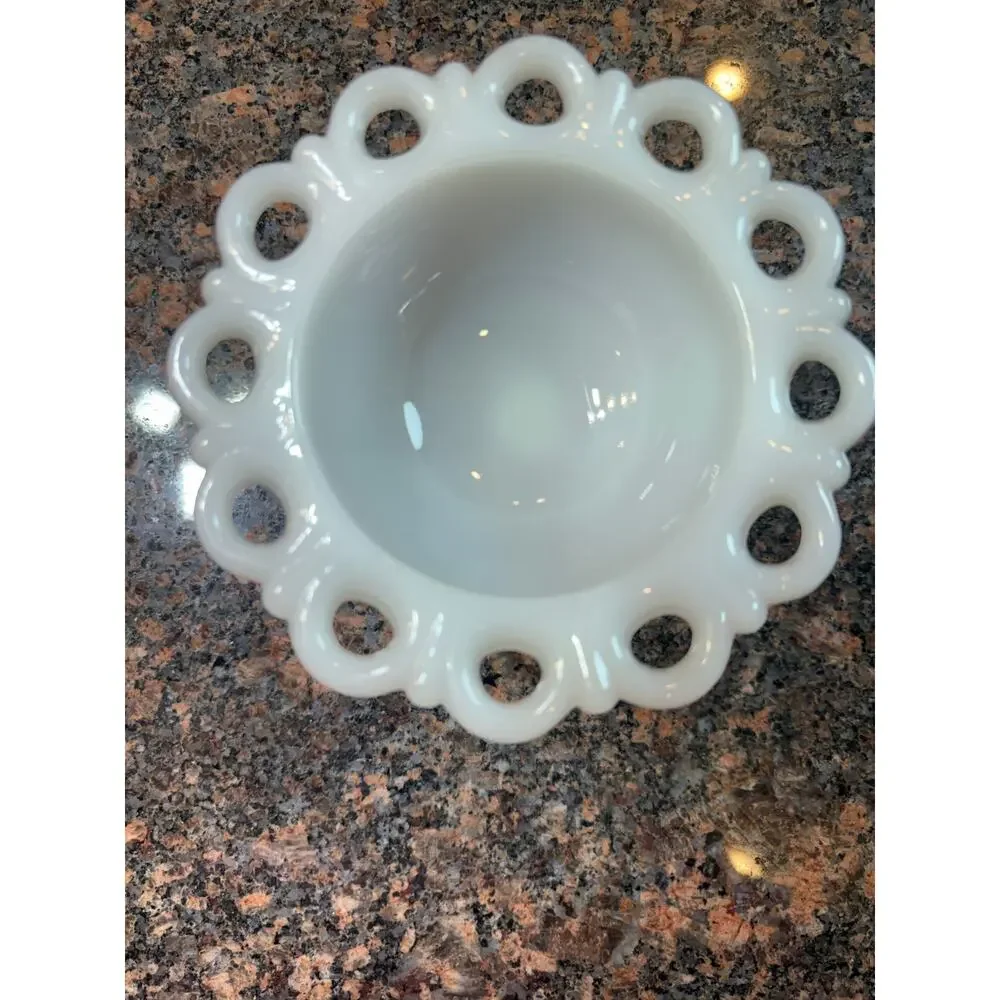 Vintage Anchor Hocking Old Colony Lace Edge Milk Glass Pedestal Candy Dish 5